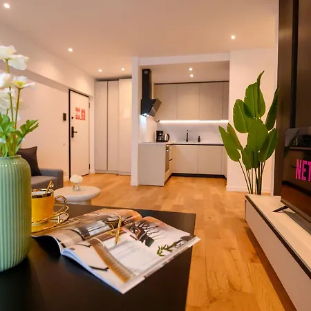 Exclusive 1Br Apartments In One Cotroceni Bucharest Room photo