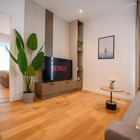 Exclusive 1Br Apartments In One Cotroceni Bucharest Room photo