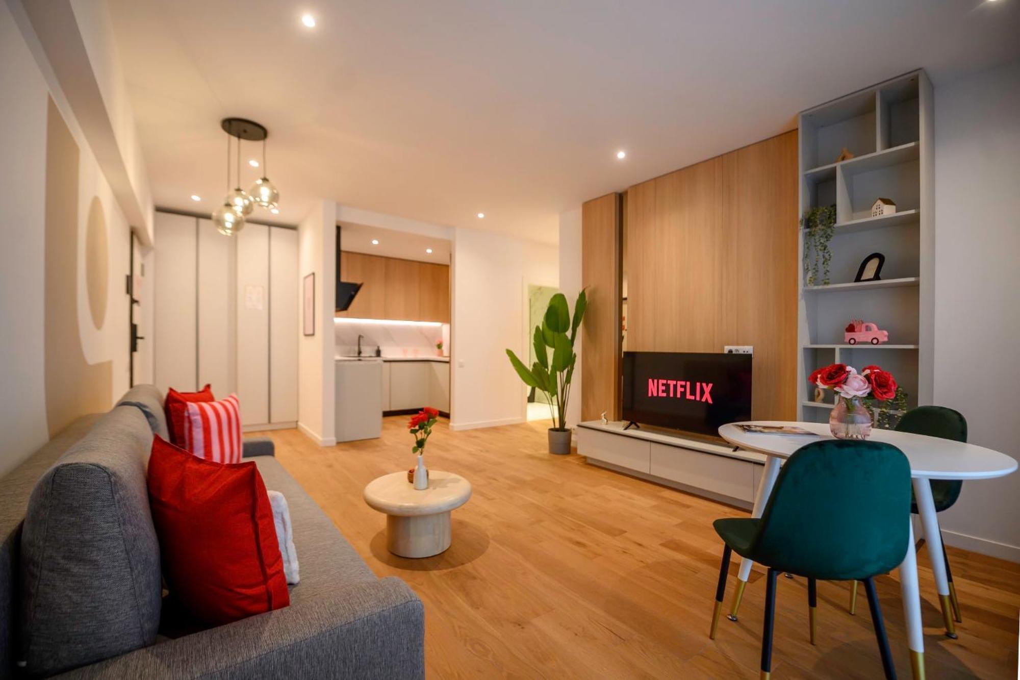 Exclusive 1br In One Cotroceni דירה *